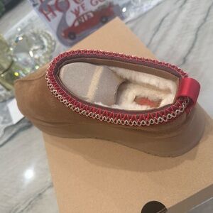 UGG Tasman ll Women's Tan Slip-On with Red Trim